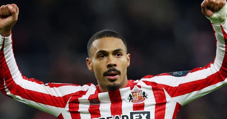 记者:埃弗顿和诺丁汉森林问价桑德兰前锋伊西多尔