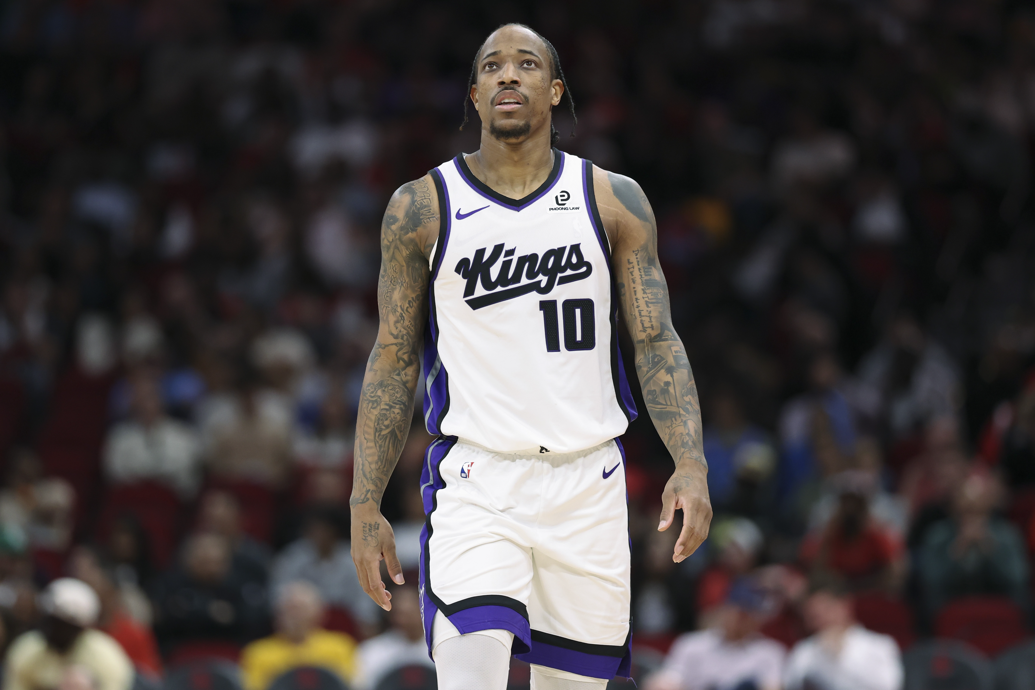 开云体育-湖人追求目标增加，德罗赞威金斯，雄鹿想交易引援，留住字母哥|洛杉矶|吉安尼斯·安特托孔波|NBA|伦纳德|扬尼斯-阿德托昆博_新浪新闻